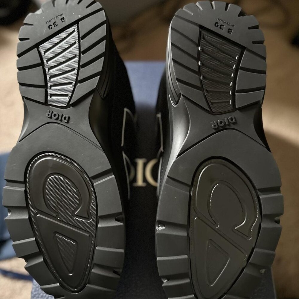 Black Dior B30 Brand new - Picture 5 of 5